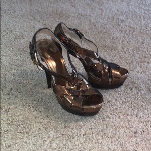 Sling back metallic Michael Kors heels